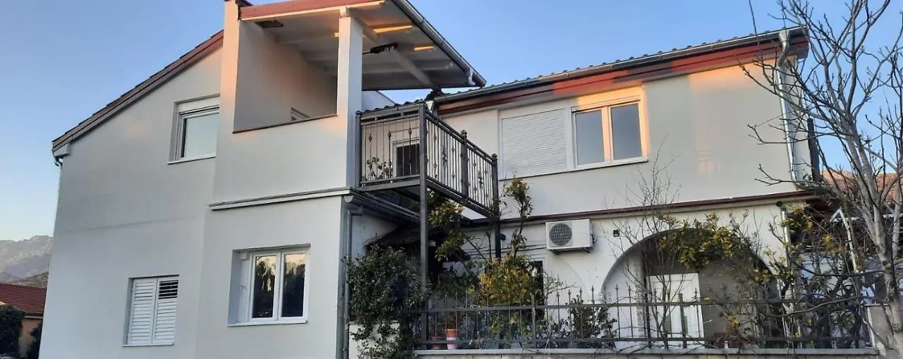 Apartmani Tinka Starigrad Paklenica Apartment