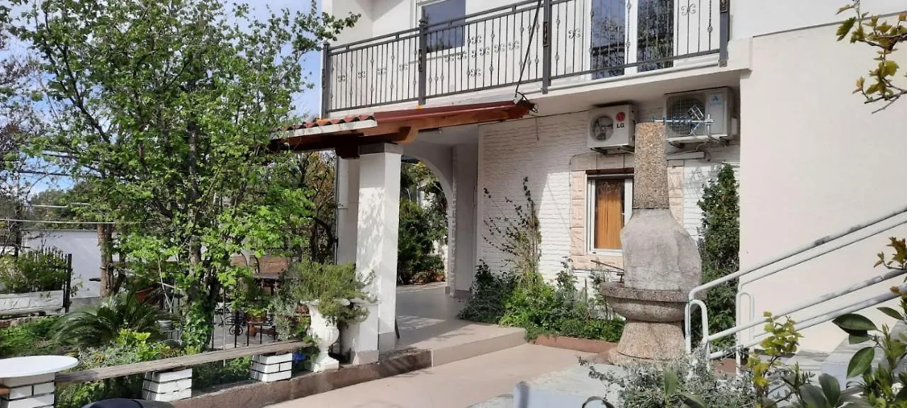 Apartment Apartmani Tinka Starigrad Paklenica