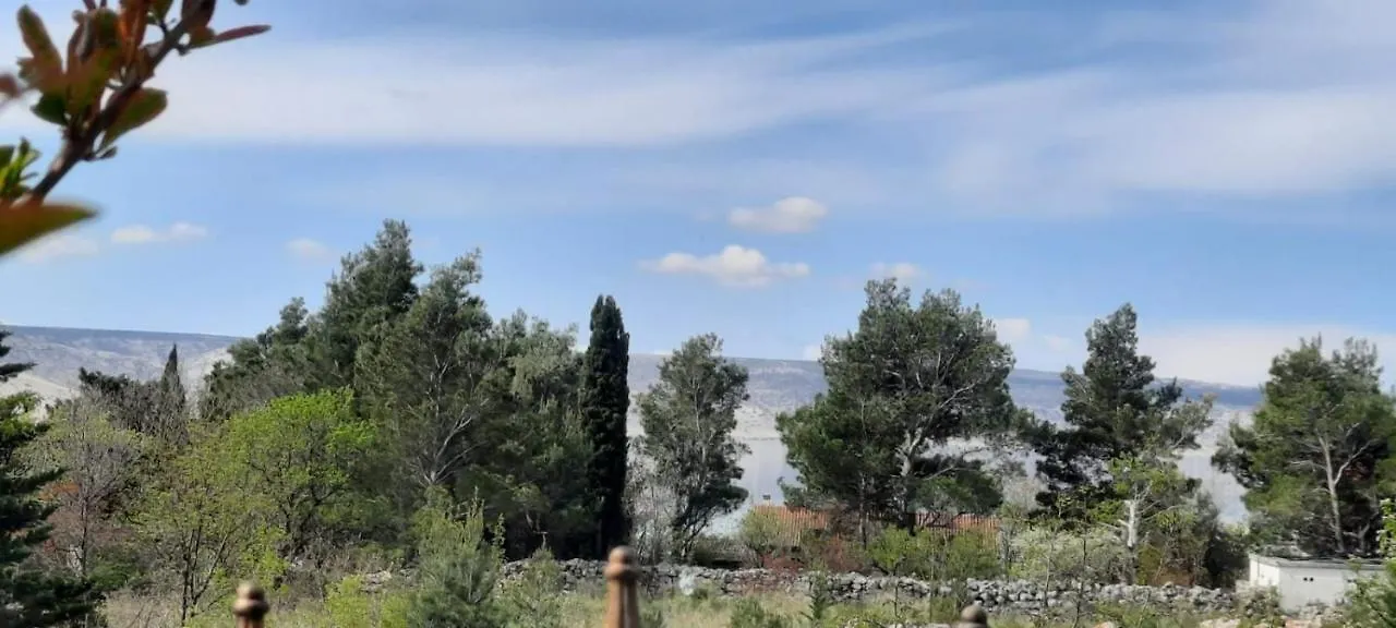 Apartmani Tinka Starigrad Paklenica Croatia