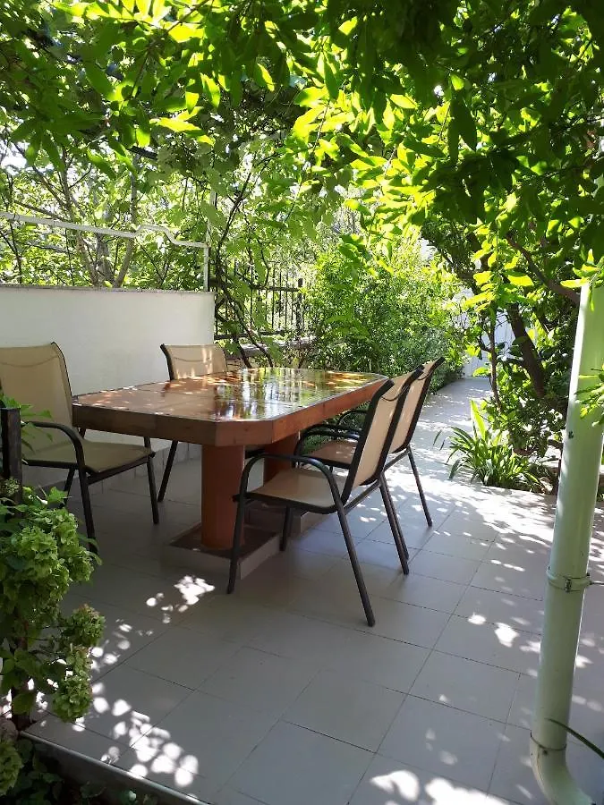 Apartment Apartmani Tinka Starigrad Paklenica Croatia