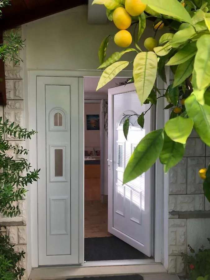 Apartmani Tinka Starigrad Paklenica Apartment