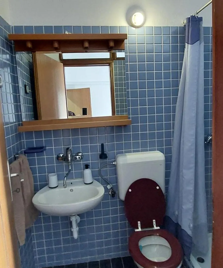 Apartment Apartmani Tinka Starigrad Paklenica Croatia